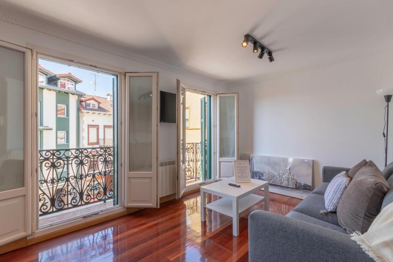 Apartamento Plazuela Sta Catalina I En Mundaka Con Parking By Kabia Gestion Exterior foto